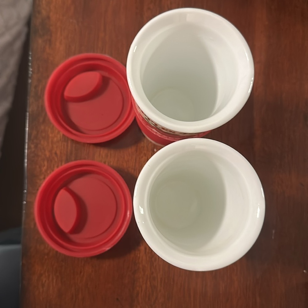 Pair of Travel cups Apples 5c logo EUC - Picture 5 of 7